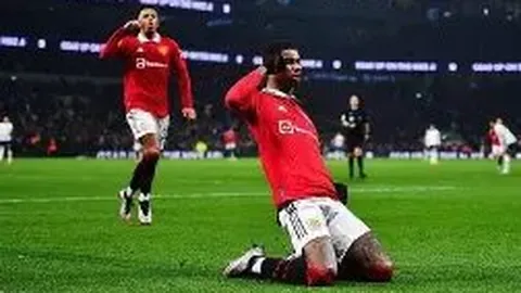 蒋勤勤遭前男友PUA指责，昔日恋情引发热议