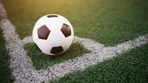 上海男篮正式宣布刘炜退役，新赛季8号球衣退役仪式即将举行