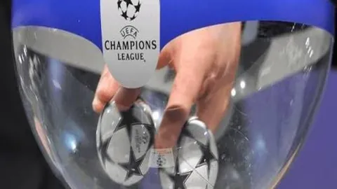 内托首张黄牌引关注 英媒：裁判举牌时间过长显明确